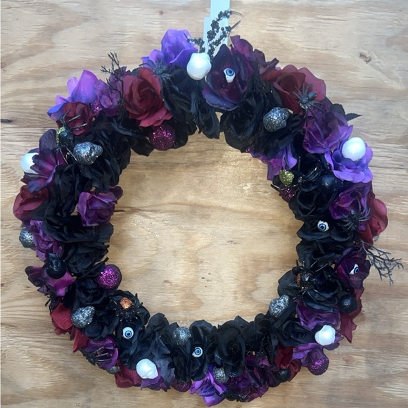 Halloween wreath - Picture 1 of 12